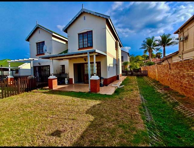 2 BEDROOM TOWNHOUSE FOR SALE IN MONTANA TUINE